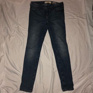 Hollister Jean
